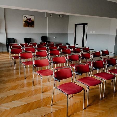Hotel Mlawa Kültér fotó