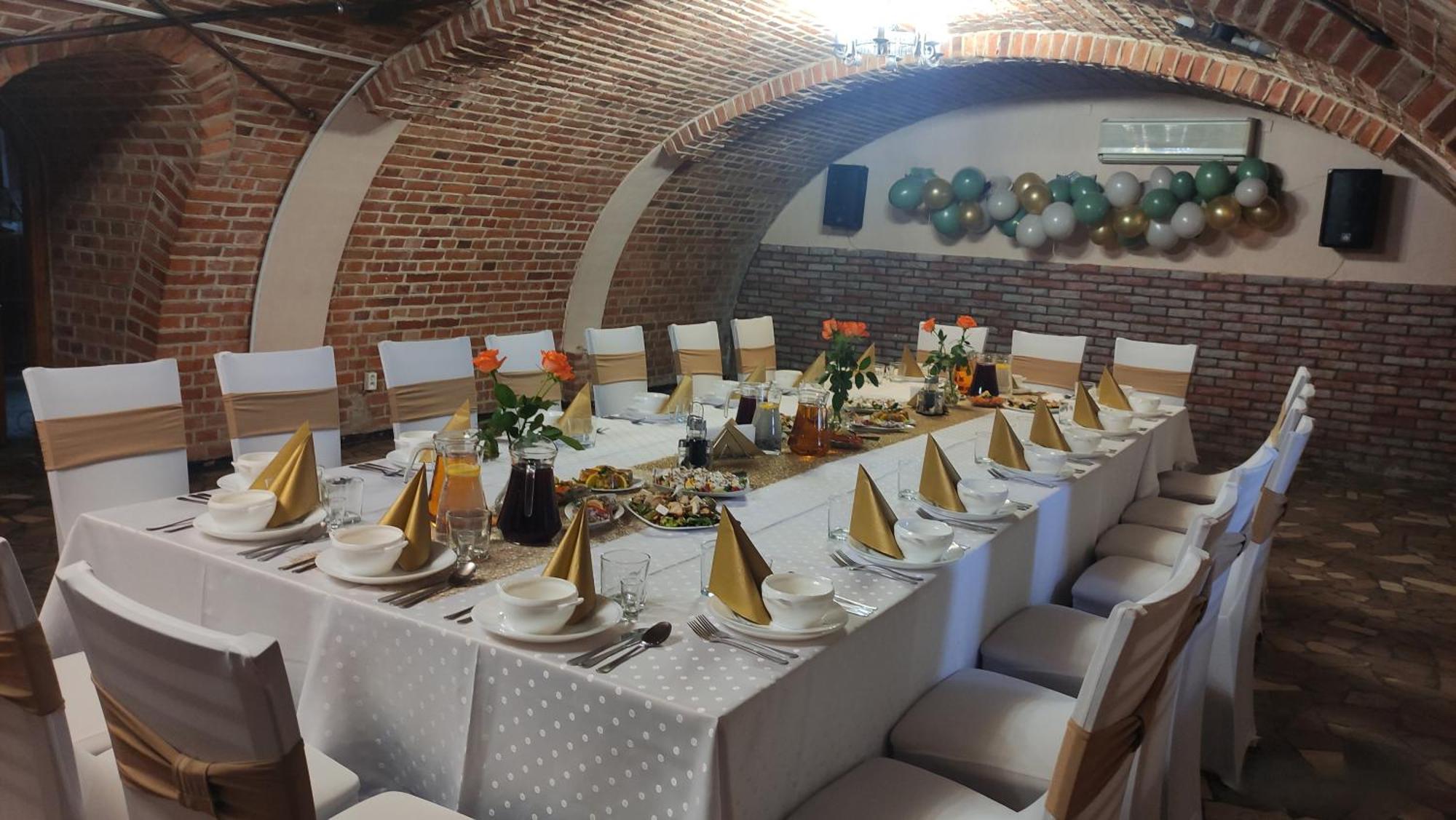 Hotel Mlawa Kültér fotó